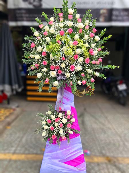 hoa ch&uacute;c mừng khai trương hồng ph&aacute;t