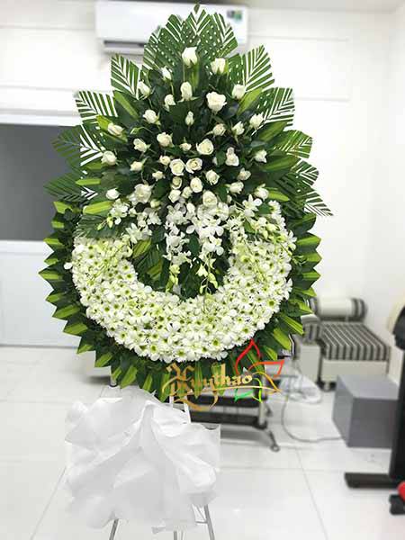 đặt v&ograve;ng hoa đ&aacute;m tang gi&aacute; rẻ