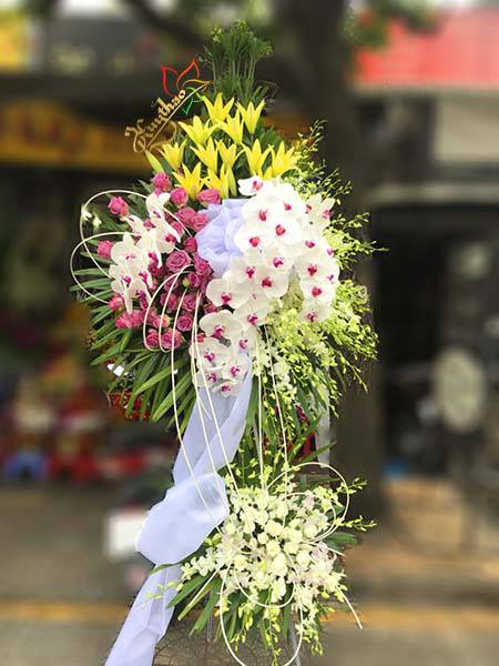 V&ograve;ng Hoa Đ&aacute;m Tang Sui Gia