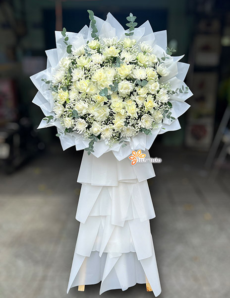 v&ograve;ng hoa viếng